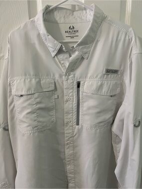 Men's White Realtree Button-Up Shirt